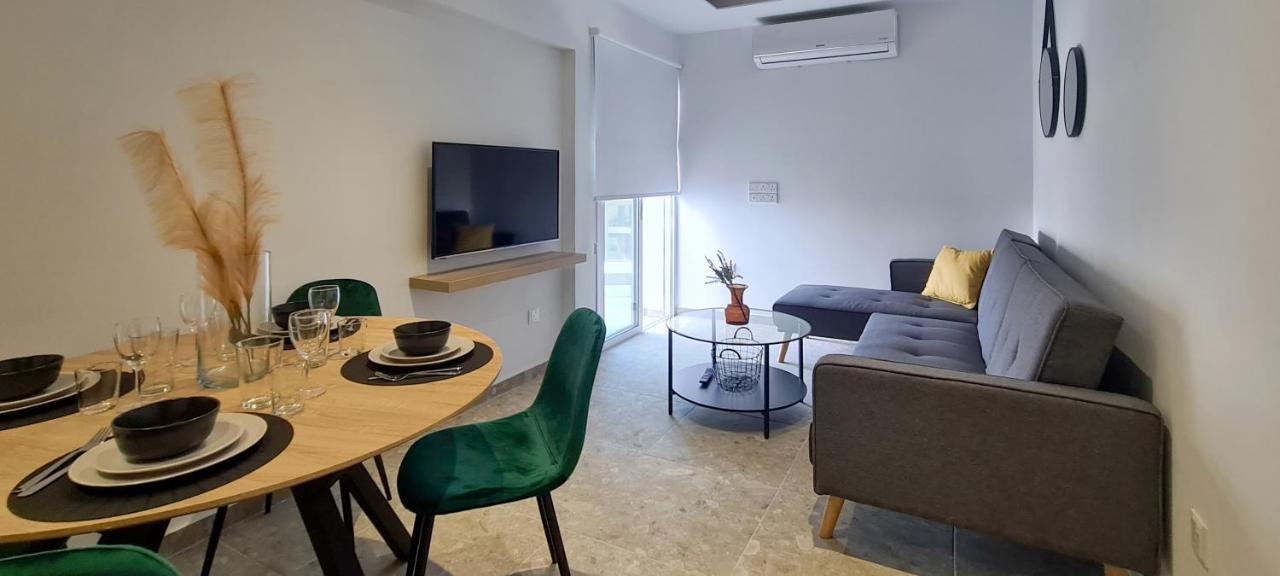 Appartamento Phaedrus Living: Seaside Luxury Flat Lighthouse 69 Paphos Esterno foto