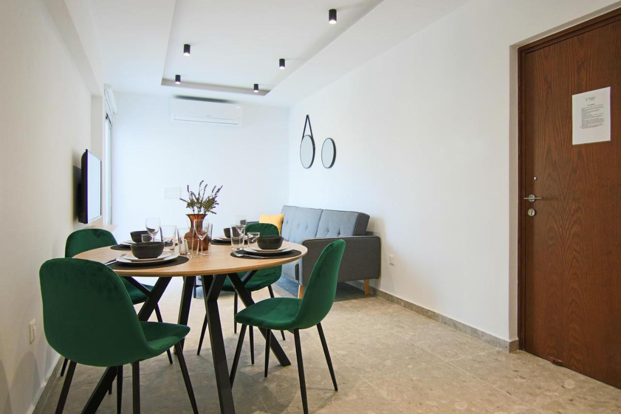 Appartamento Phaedrus Living: Seaside Luxury Flat Lighthouse 69 Paphos Esterno foto