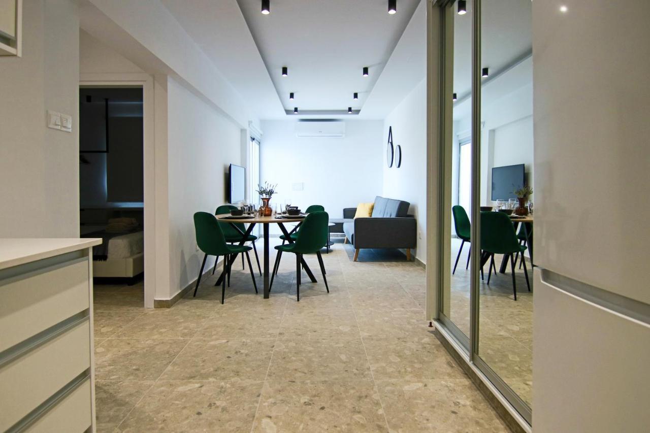Appartamento Phaedrus Living: Seaside Luxury Flat Lighthouse 69 Paphos Esterno foto