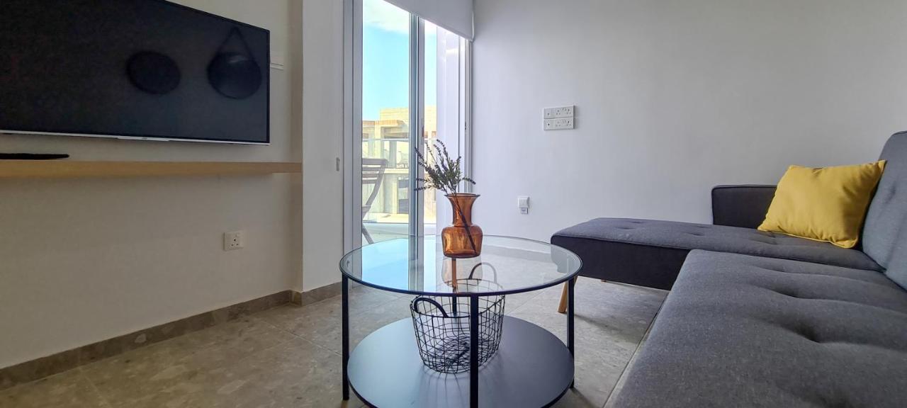 Appartamento Phaedrus Living: Seaside Luxury Flat Lighthouse 69 Paphos Esterno foto